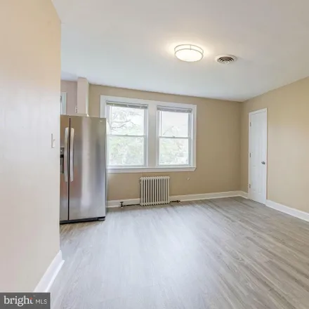 Image 4 - 362 East Belvedere Avenue, Baltimore, MD 21212, USA - Townhouse for sale