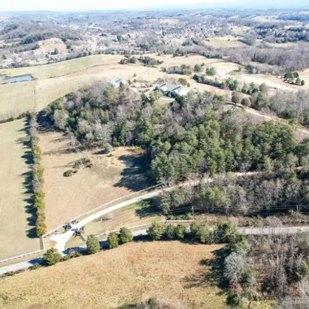 Image 9 - 215 Lick Hollow Rd, Greeneville, Tennessee, 37743 - House for sale