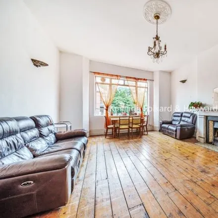 Rent this 3 bed apartment on 52 Coolhurst Road in London, N8 8EP
