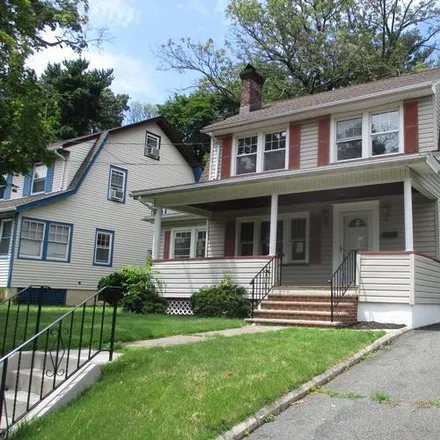 Buy this 3 bed house on 826 Broad Street in Brookdale, Bloomfield