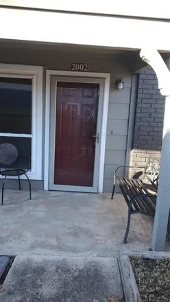 Rent this 2 bed townhouse on unnamed road in Tulsa, OK 74137
