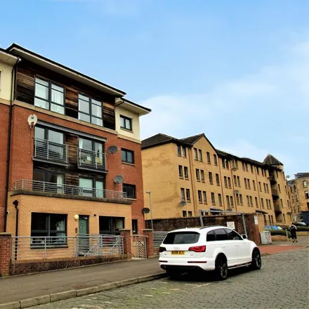 Rent this 5 bed apartment on Lymburn Street in Glasgow, G3 8PD