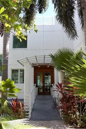 Image 2 - 448 Victoria Terrace, Sunrise Key, Fort Lauderdale, FL 33301, USA - House for rent