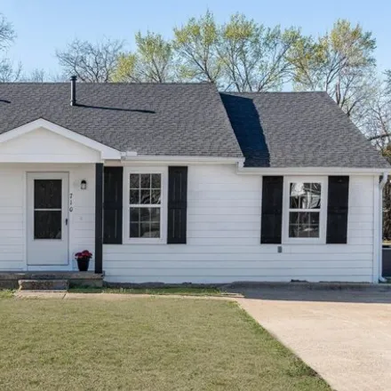 Rent this 4 bed house on 742 West Elm Street in Celina, TX 75009