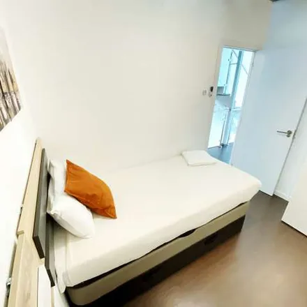 Image 3 - Avenida de Manoteras, 42B, 28050 Madrid, Spain - Apartment for rent