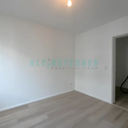 Rent this 3 bed apartment on Baumschulenweg in 64295 Pfungstadt, Germany