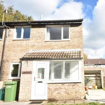 Rent this 1 bed house on 14 Cherry Tree Walk in Llantrisant, CF72 8RG