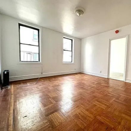 Rent this studio apartment on 92 Pinehurst Avenue in New York, NY 10033