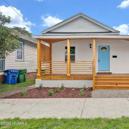 Buy this 3 bed house on 201 South 11th Street in Wilmington, NC 28401