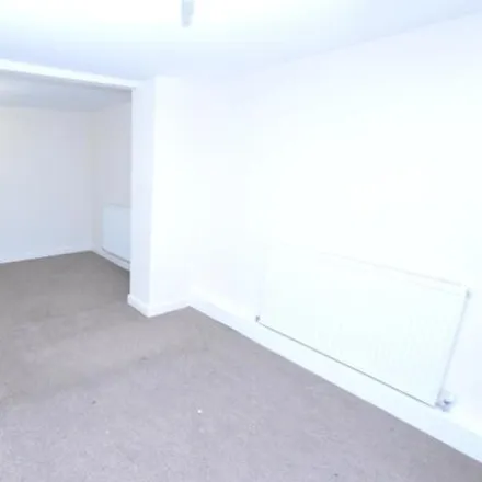 Image 3 - Sheffield Road, Chesterfield, S41 9EQ, United Kingdom - Apartment for rent