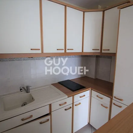 Rent this 2 bed apartment on 24 Rue de la Châtaigneraie in 91470 Forges-les-Bains, France