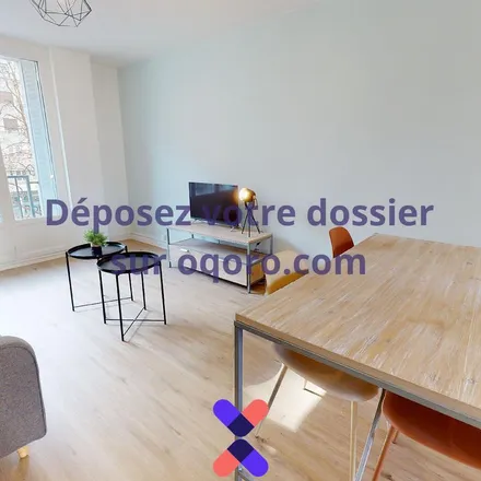 Rent this 3 bed apartment on 56 Boulevard Joseph Vallier in 38000 Grenoble, France