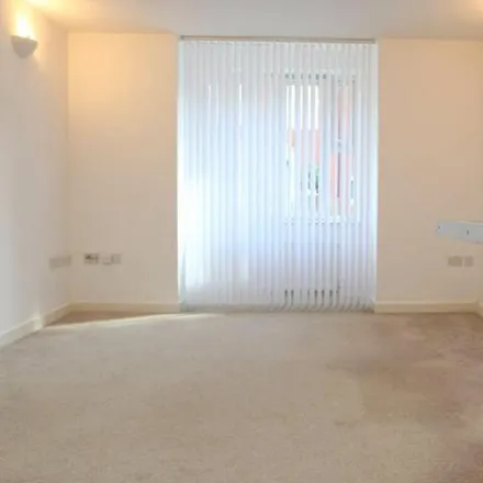 Image 7 - Earl's Court Road, Cardiff, CF23 9DD, United Kingdom - Apartment for rent