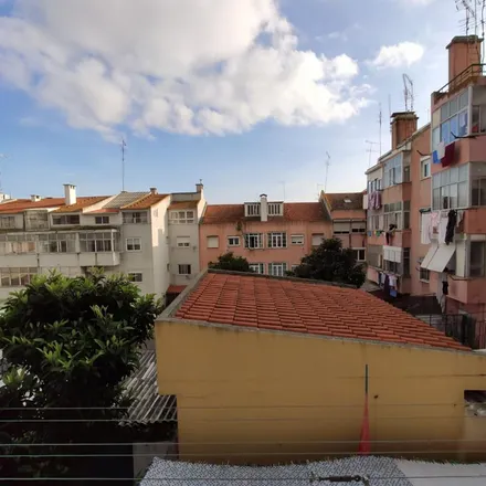 Image 3 - Rua do Mirador, 1300-481 Lisbon, Portugal - Apartment for rent