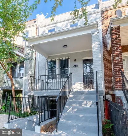 Buy this 3 bed condo on 1421 Holbrook Street Northeast in Washington, DC 20002