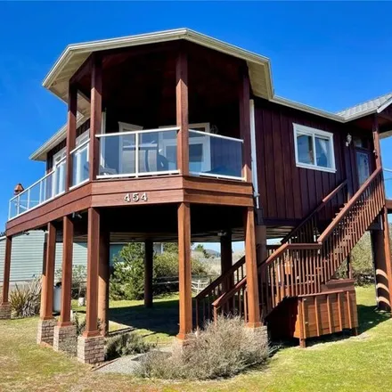 Buy this 1 bed house on 461 South Bel Air Loop in Ocean Shores, Grays Harbor County