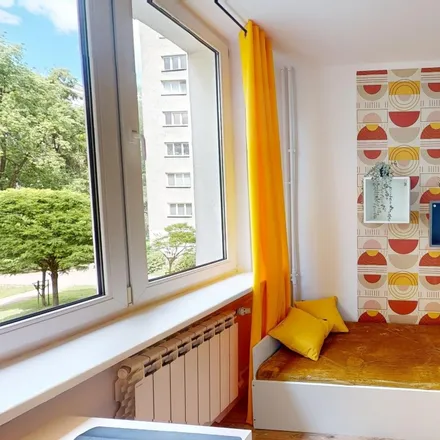 Rent this 5 bed room on Mordechaja Anielewicza 18A in 01-032 Warsaw, Poland