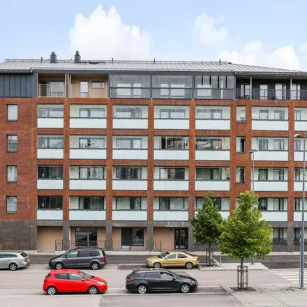 Rent this 1 bed apartment on Segersveninkatu 6 in 02770 Espoo, Finland