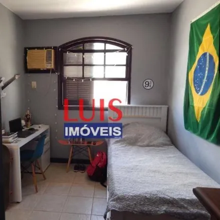 Buy this 3 bed house on Rua Professor Jurenil Andrade Costa in Maravista, Niterói - RJ