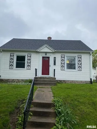 Buy this 2 bed house on 2485 20th Avenue in Rock Island, IL 61201