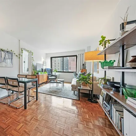 Buy this studio apartment on 201 WEST 21ST STREET 9C in Chelsea