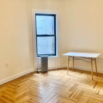 Image 3 - 229-31 East 12th Street, New York, NY 10009, USA - Apartment for rent