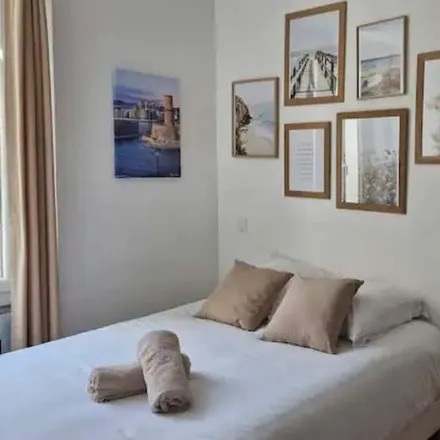 Rent this 1 bed apartment on 13400 Aubagne