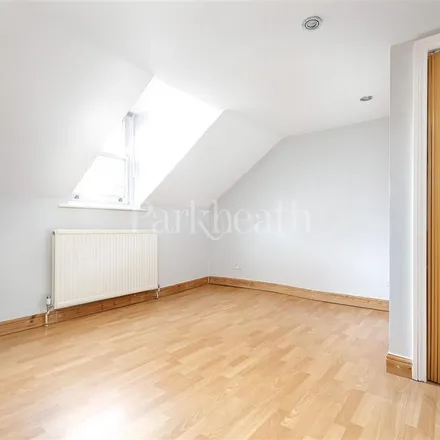 Rent this 2 bed apartment on 2A Mill Lane in London, NW2 3NN