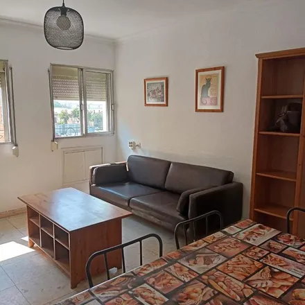 Rent this 3 bed apartment on Reina Mercedes (Escuela de Arquitectura) in Avenida de la Reina Mercedes, 41012 Seville